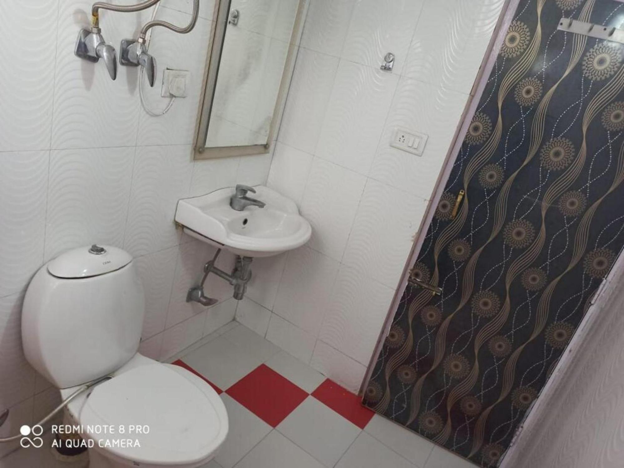 Hotel King Palace - Nature-Valley-Luxury-Room - Prime Location With Parking Facilities Σίμλα Εξωτερικό φωτογραφία